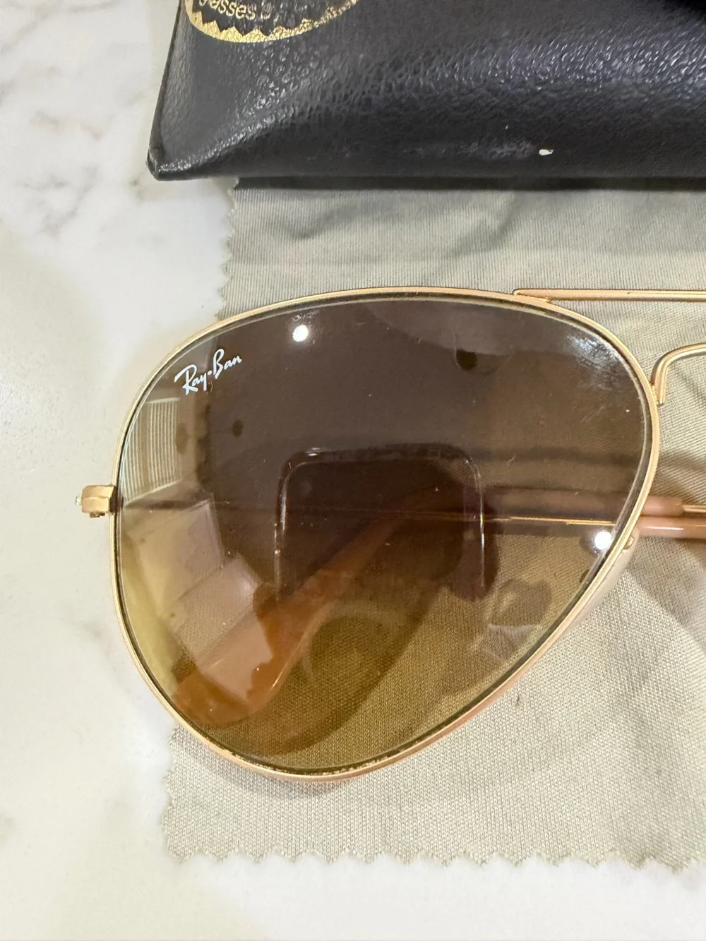Ray-Ban Gold Frame Brown Lens Aviator Sunglasses